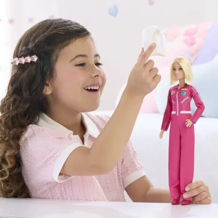 Barbie astronautti