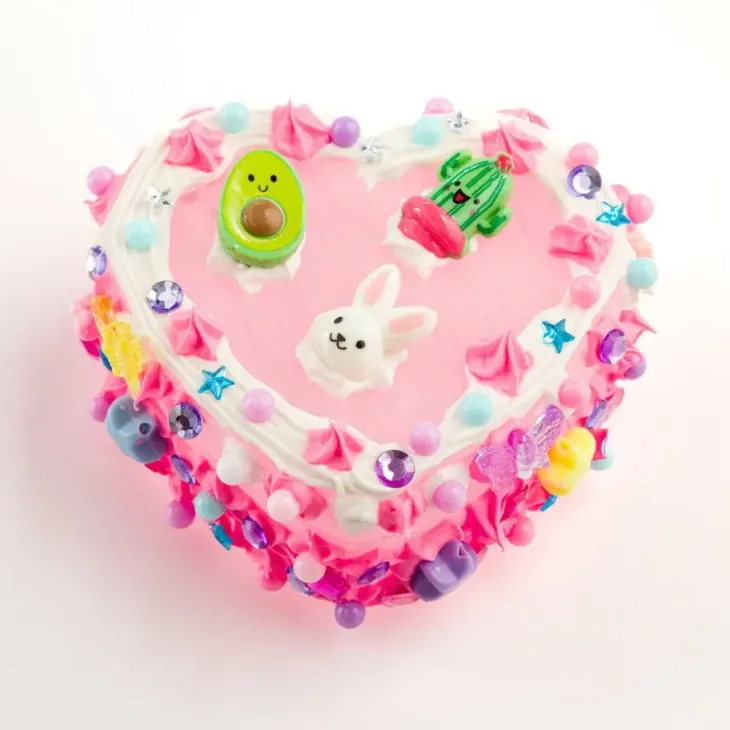 Decoden magic classic trinket tin creato