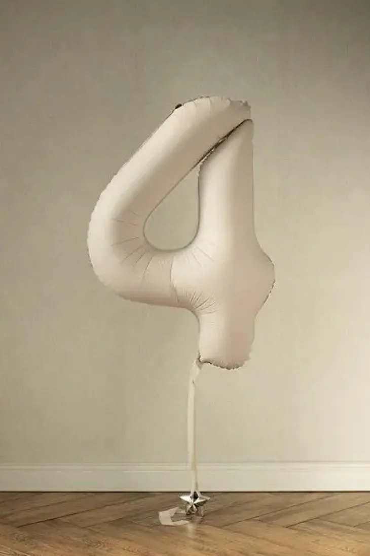 Foliopallo numero 4 86 cm vaalea beige