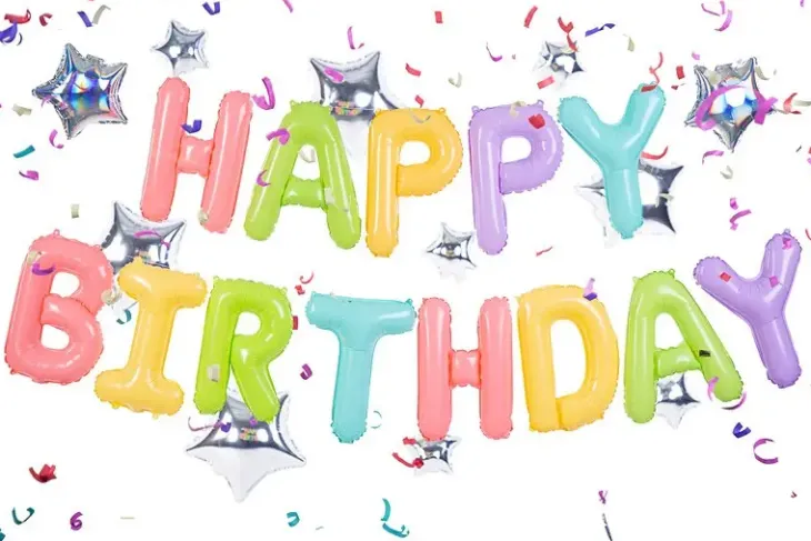 Happy birthday pallot ja tähdet