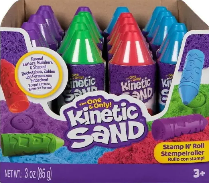 Kinetic sand stamp n' roll
