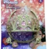 Kultainen tiara ja korvakorut