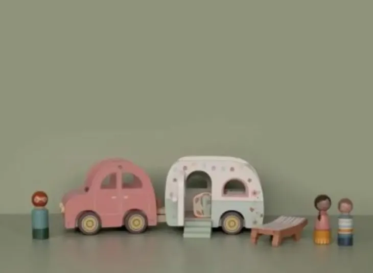 Little dutch auto ja asuntovaunu