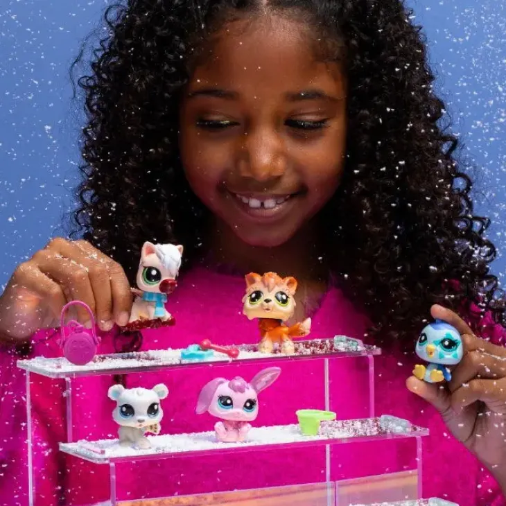 Littlest pet shop winter besties