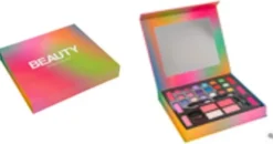 Mya make up beauty box