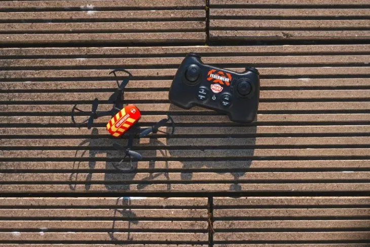 Rc fire drone