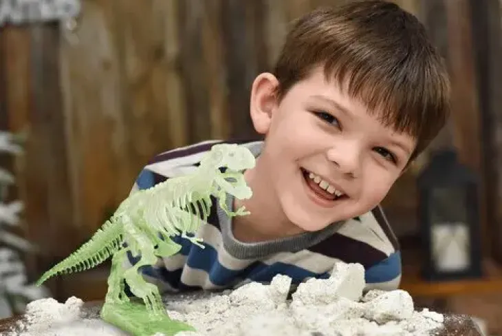 Science4you t-rex glow in the dark