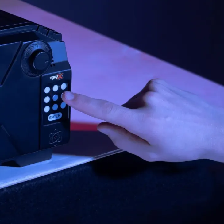 Spy x alarm safe kassakaappi