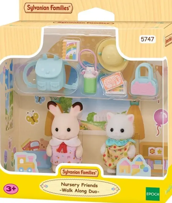 Sylvanian families kaverukset kävelyllä