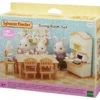 Sylvanian families maalaistalon ruokailuhuone
